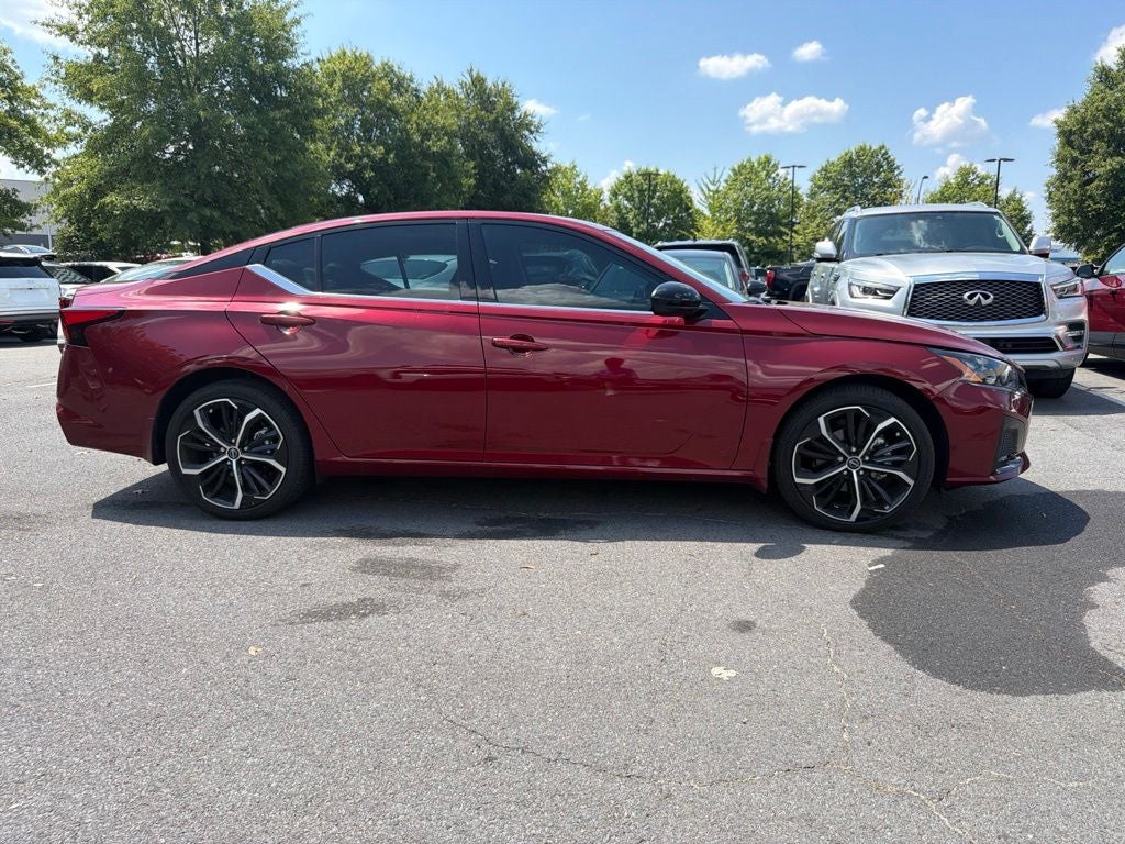 2025 Nissan Altima 2.5 SR