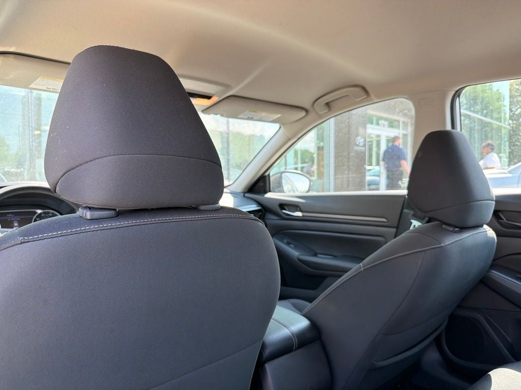 2025 Nissan Altima 2.5 SV CARFAX 1-Owner