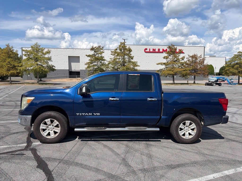 2019 Nissan Titan SV