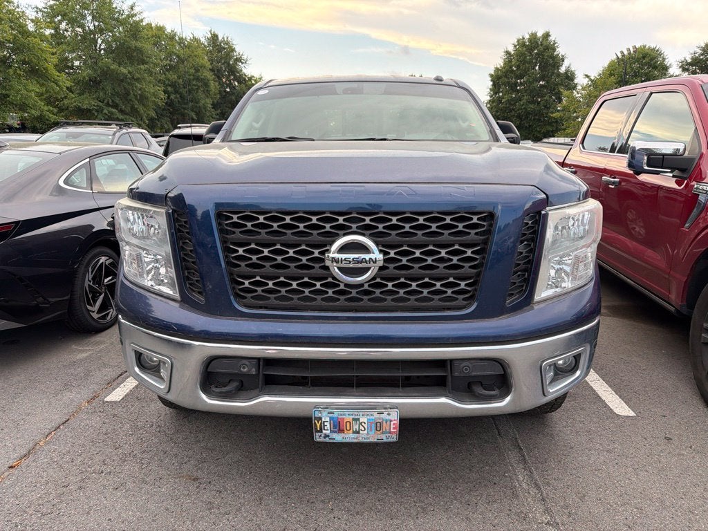 2019 Nissan Titan SV