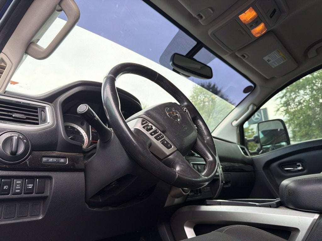 2019 Nissan Titan SV
