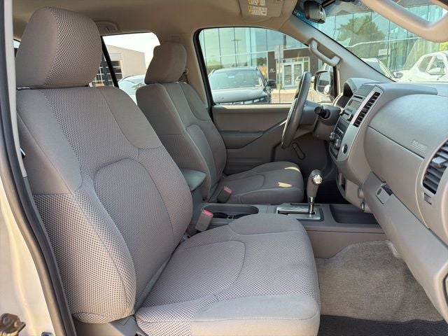 2015 Nissan Frontier S