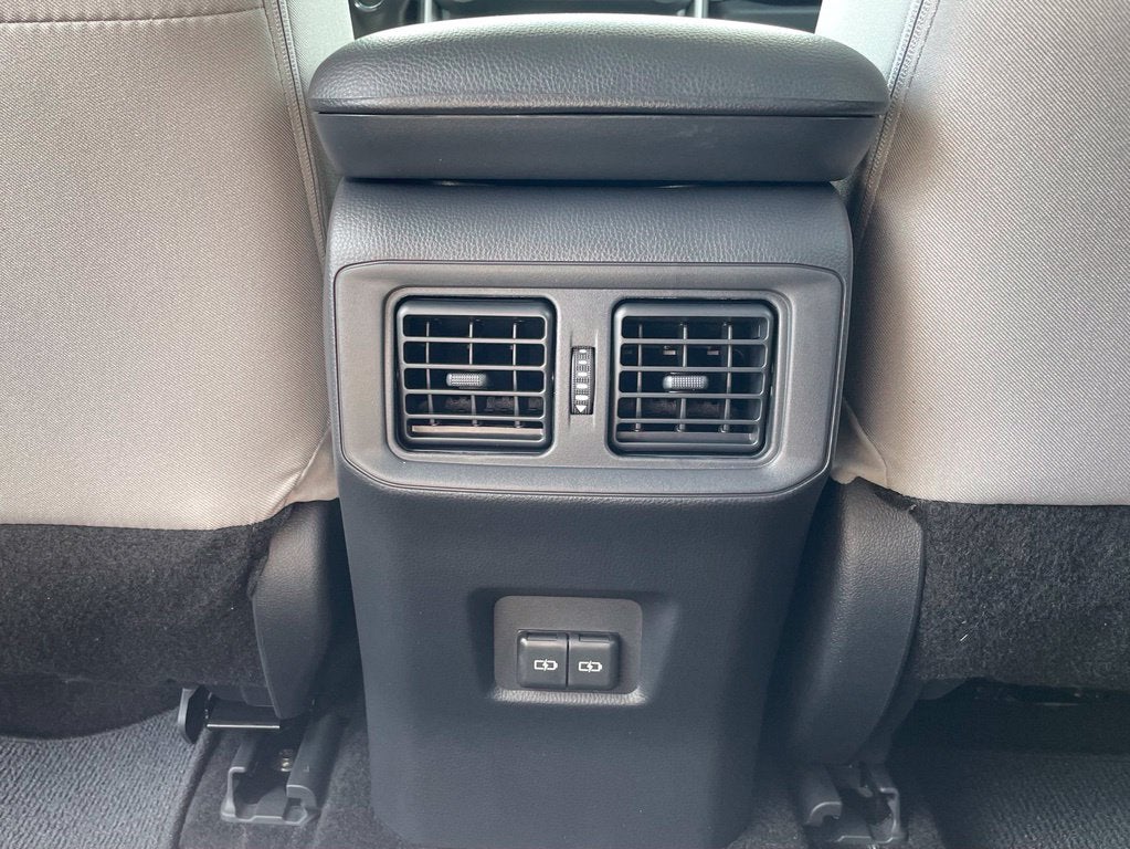 2025 Toyota RAV4 XLE One Owner, Low Miles