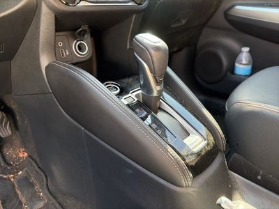 2019 Nissan Kicks SR