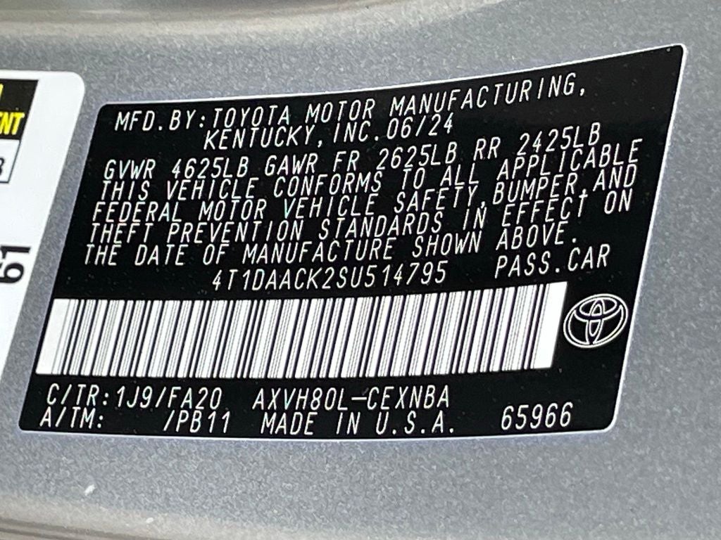 2025 Toyota Camry SE