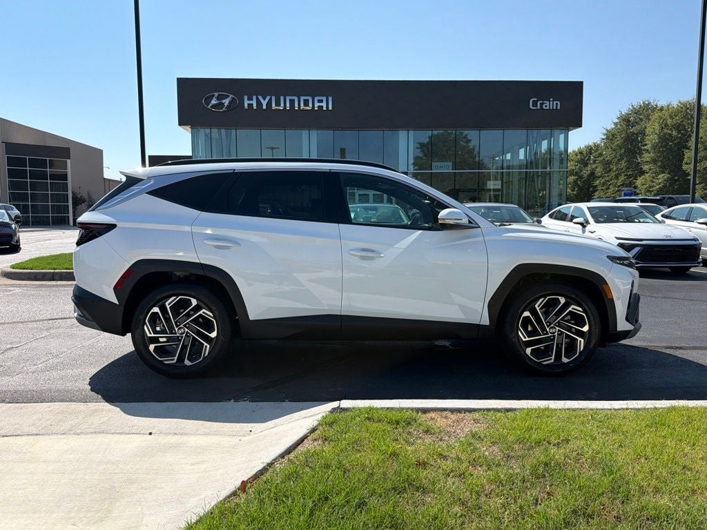 2025 Hyundai Tucson Limited Clean CarFax, One Owner