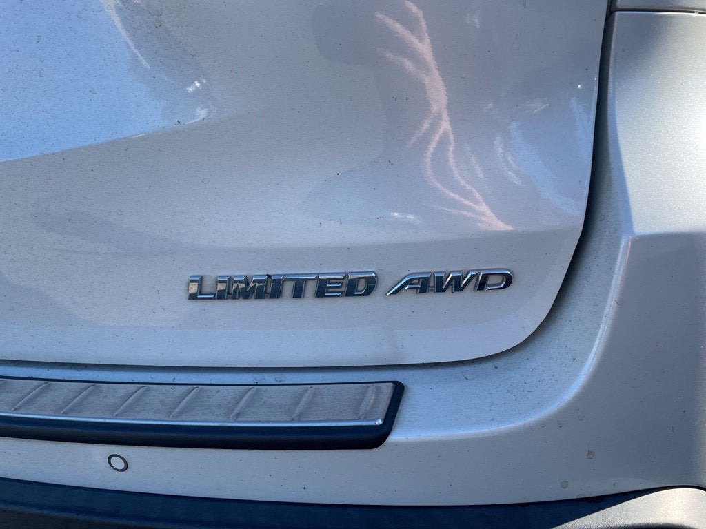 2018 Toyota Highlander Limited Platinum Leather, One Owner, Moonroof, Third Row