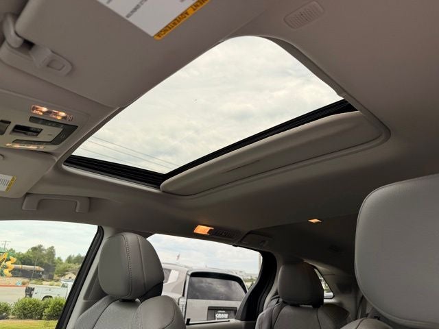 2023 Toyota Sienna Limited 7 Passenger