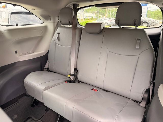 2023 Toyota Sienna Limited 7 Passenger
