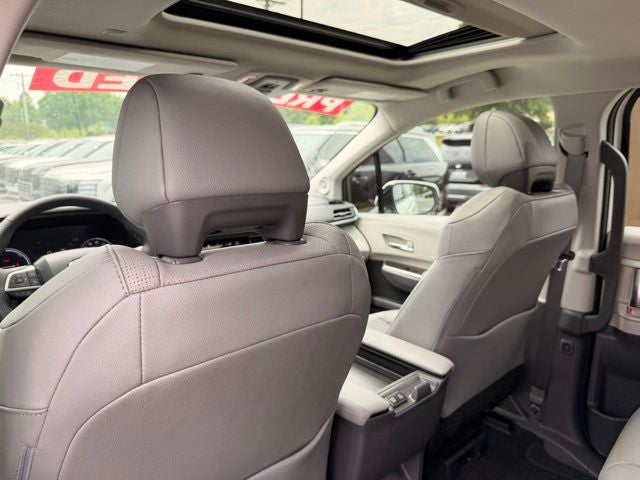 2023 Toyota Sienna Limited 7 Passenger