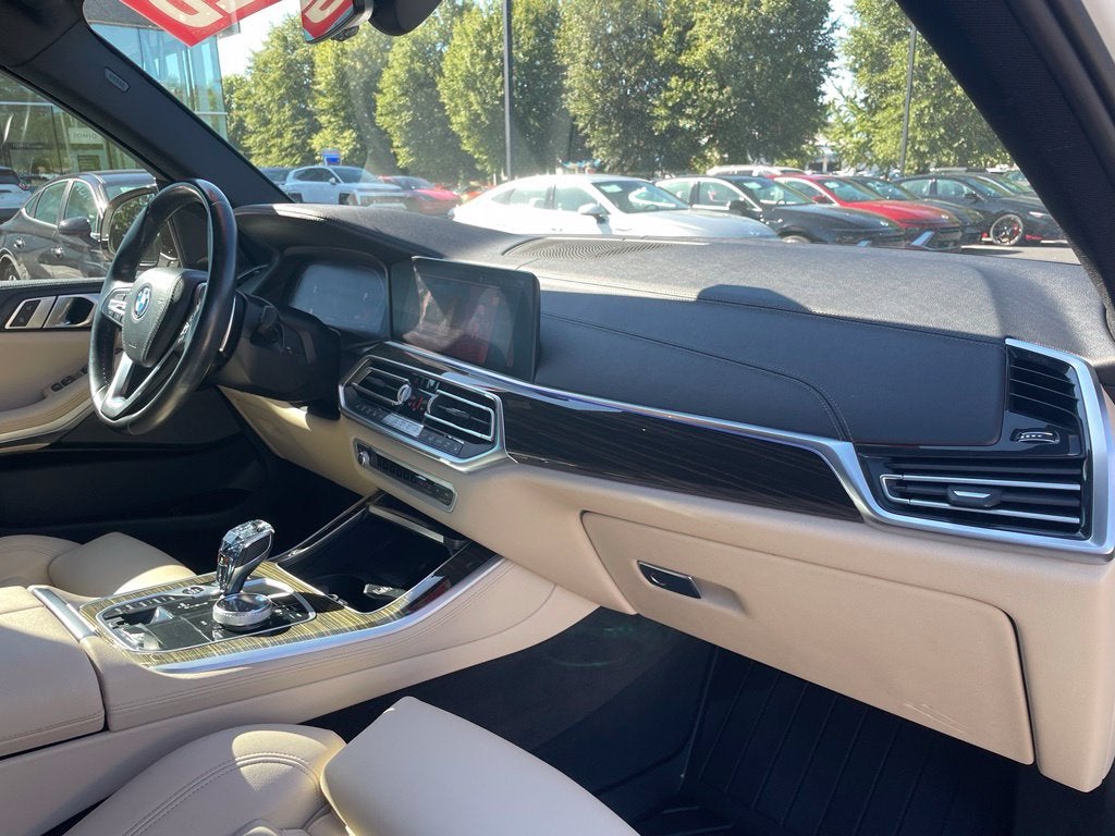 2020 BMW X5 sDrive40i Pano Roof, Leather