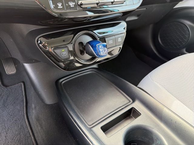 2020 Toyota Prius LE