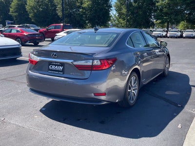 2016 Lexus ES 300h Luxury Pkg, Navi, Adaptive Cruise, Parking Sensors