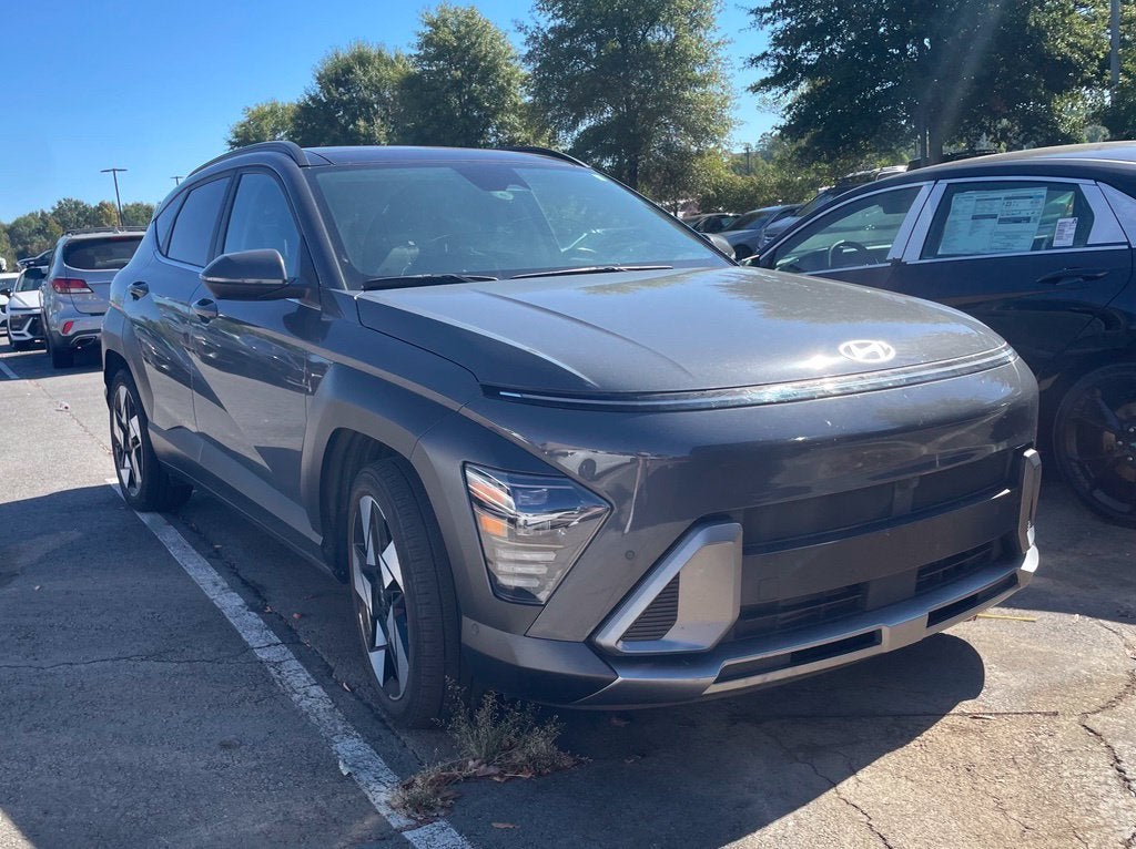 2024 Hyundai Kona Limited Moonroof, Leather, One Owner, Clean CarFax