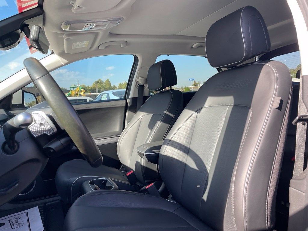 2024 Hyundai IONIQ 5 Limited Long Range, Pano Roof, One Owner, Leather