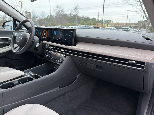 2025 Hyundai Sonata Hybrid SEL Low Miles, Clean CarFax