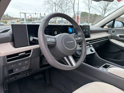 2025 Hyundai Sonata Hybrid SEL Low Miles, Clean CarFax