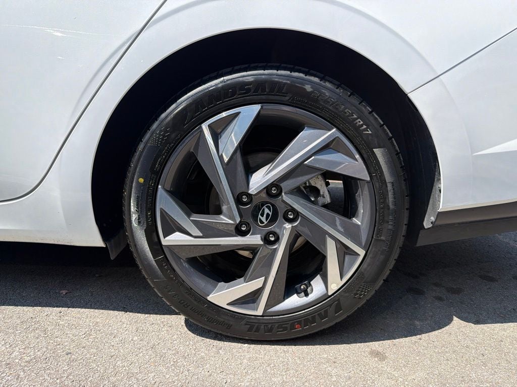 2025 Hyundai Elantra SEL Convenience CARFAX 1-Owner