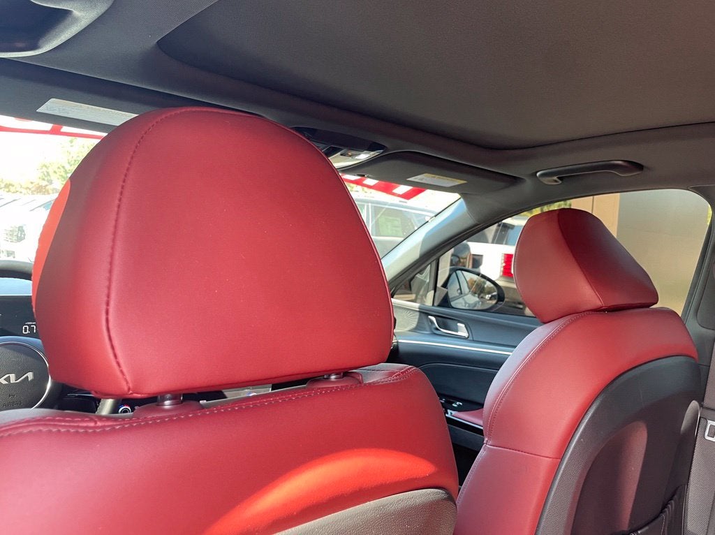 2025 Kia K5 GT-Line Pano Roof, BOSE Audio