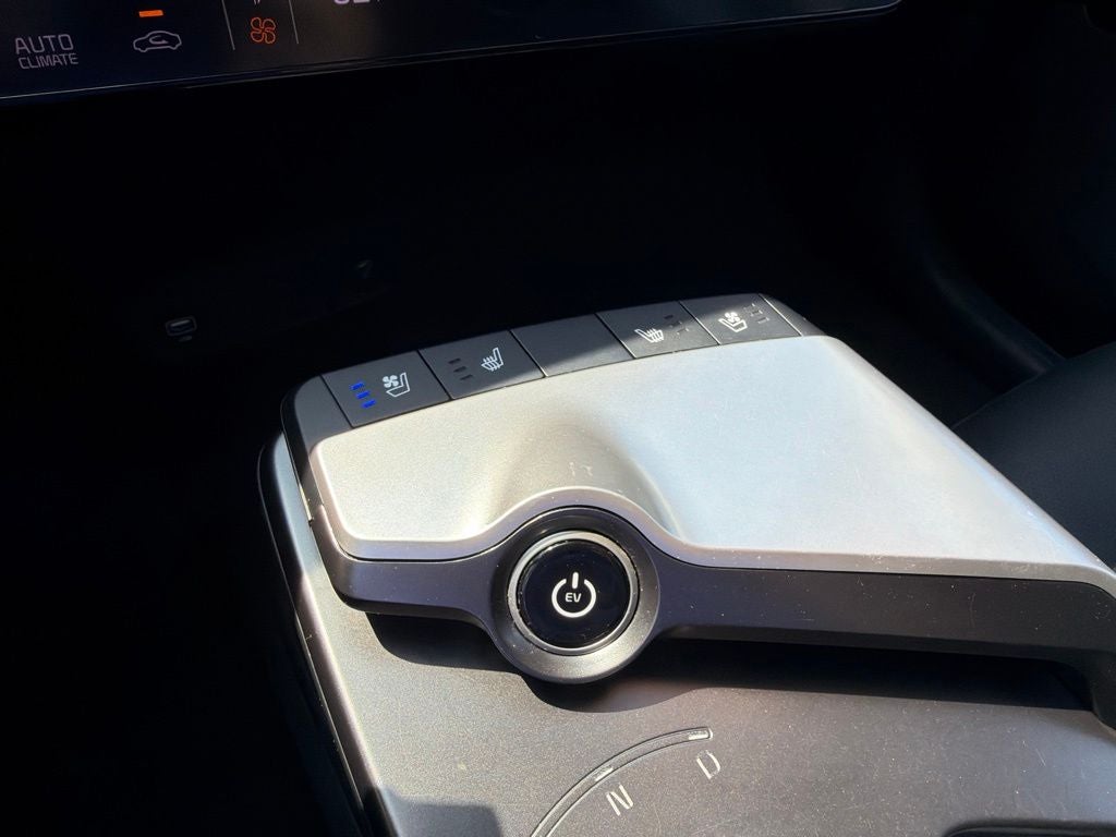 2023 Kia EV6 Wind Long Range, 300+ Miles Range