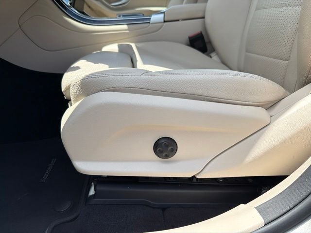 2022 Mercedes-Benz GLC GLC 300 CLEAN CARFAX 1-OWNER