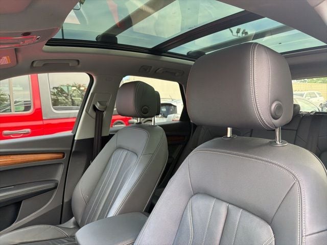 2022 Audi Q5 45 S line Premium quattro