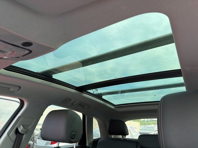 2022 Audi Q5 45 S line Premium quattro