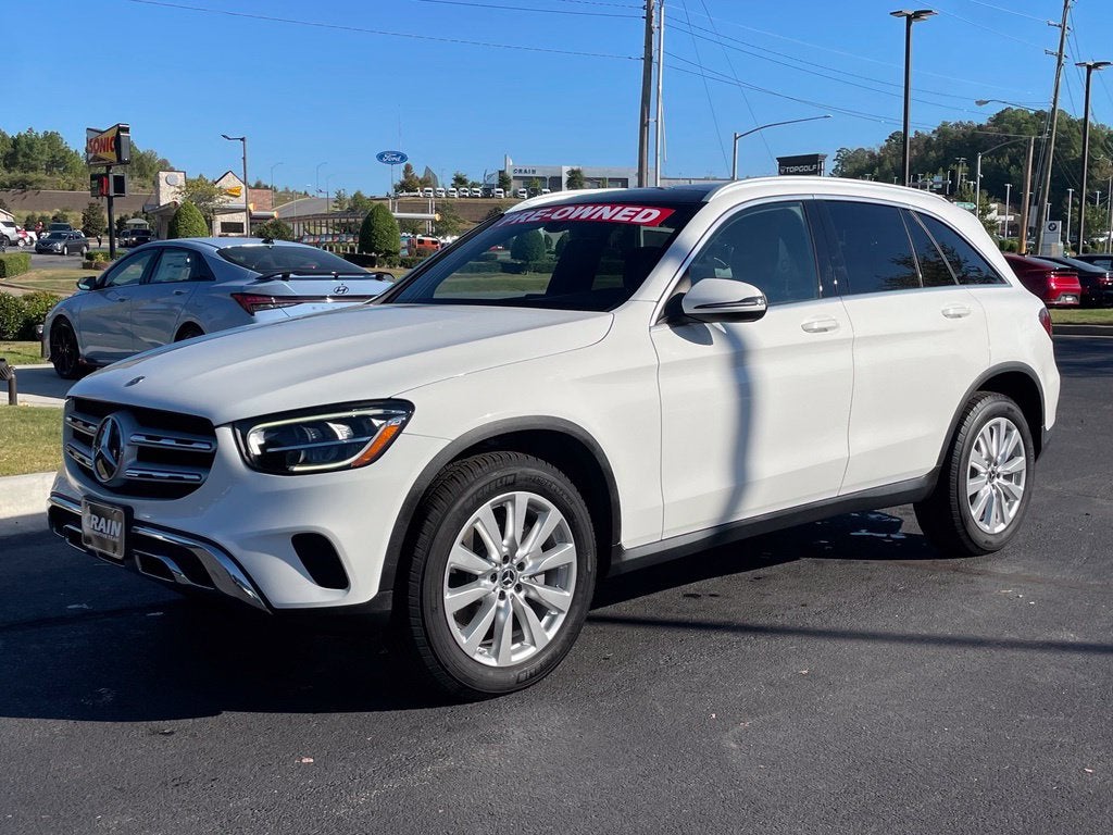 2020 Mercedes-Benz GLC GLC 300 Pano Roof, Leather, Low Miles, One Owner