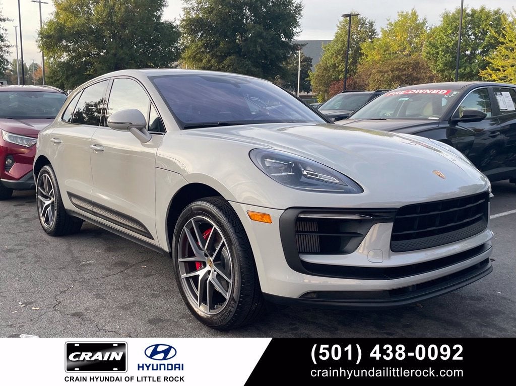 2022 Porsche Macan S Premium Plus Pkg, Clean CarFax, One Owner, Low Mil