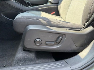2024 Volvo XC40 B5 Core