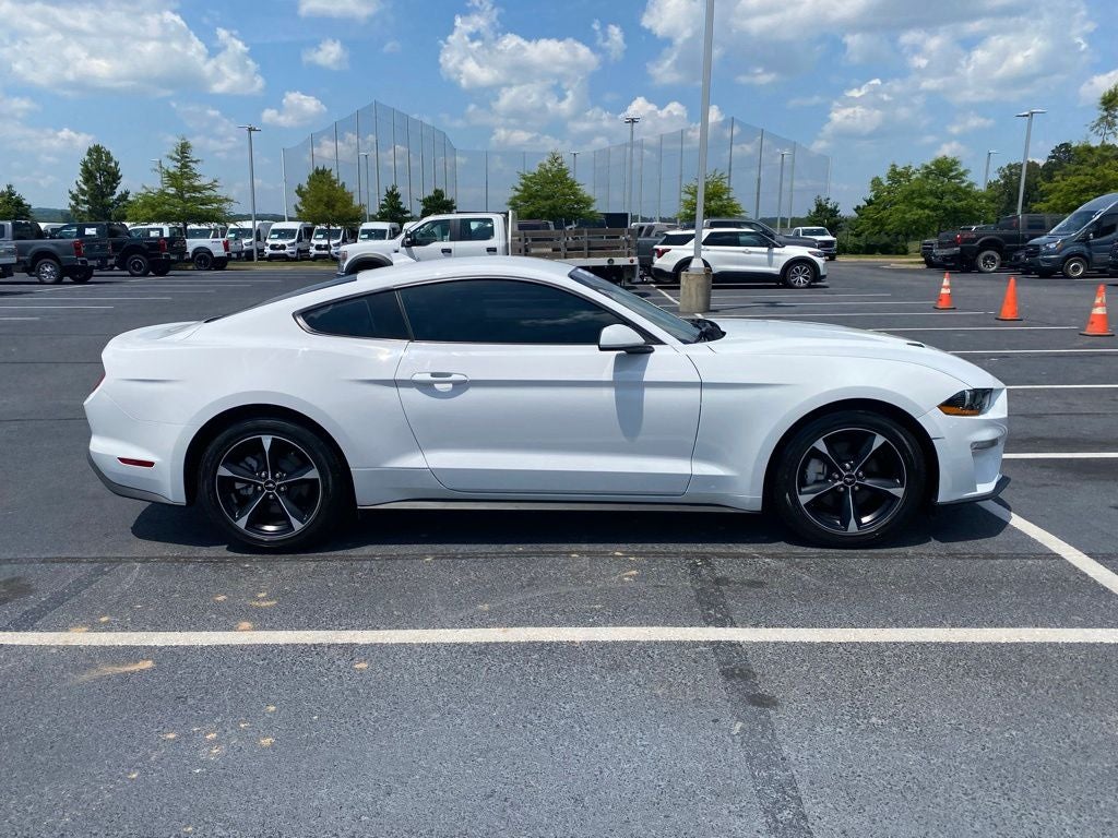 2022 Ford Mustang EcoBoost