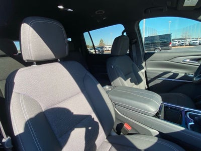 2024 Chevrolet Traverse LS