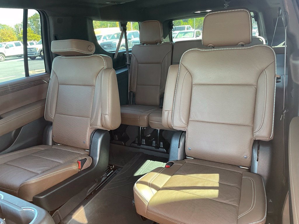 2021 Chevrolet Suburban High Country