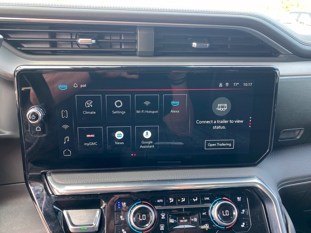 2025 GMC Sierra 2500HD Denali