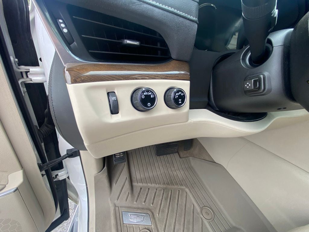 2018 Cadillac Escalade ESV Luxury