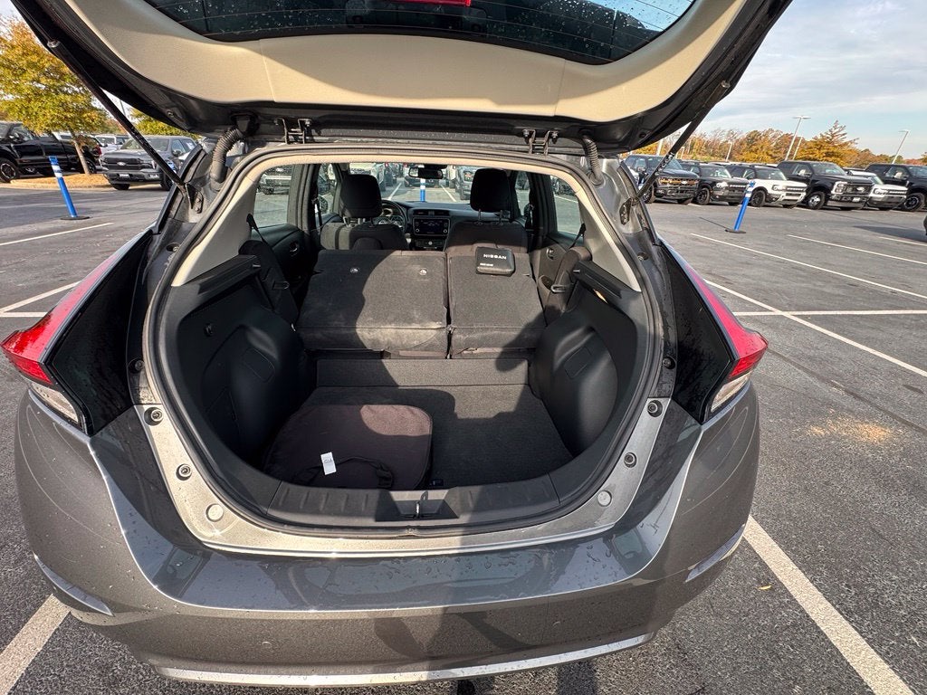 2024 Nissan Leaf SV Plus