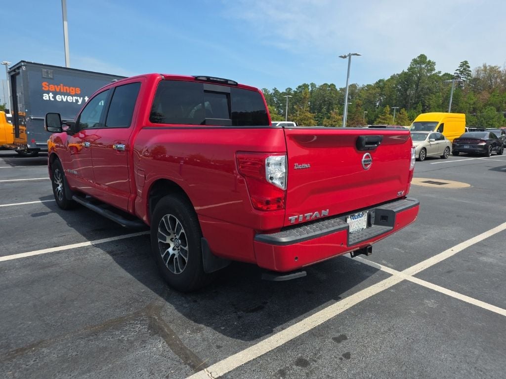 2021 Nissan Titan SV