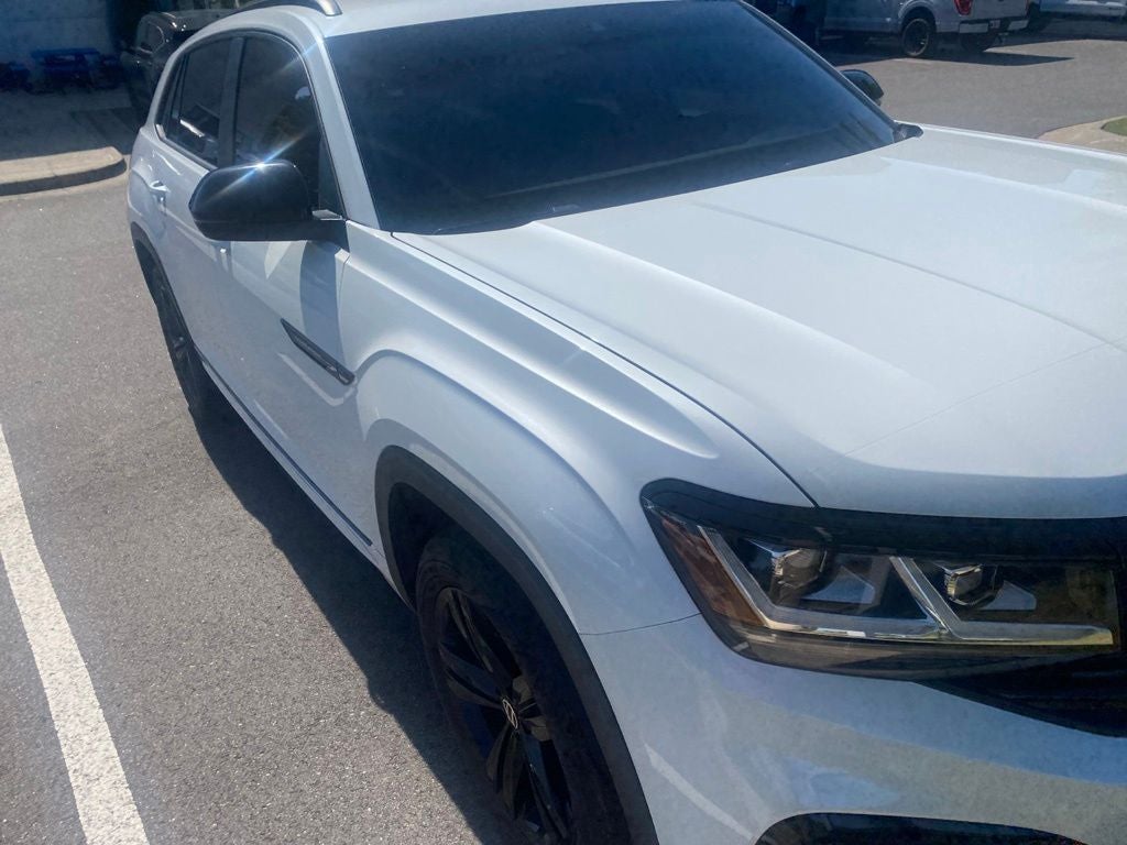 2023 Volkswagen Atlas Cross Sport 3.6L V6 SEL R-Line