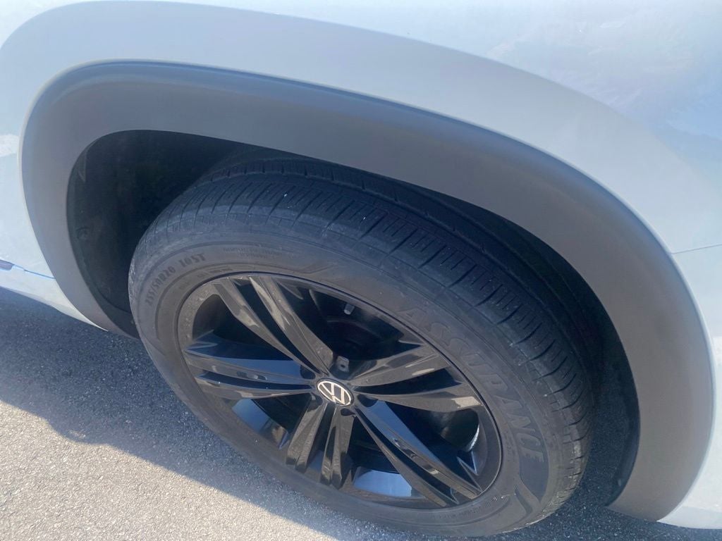 2023 Volkswagen Atlas Cross Sport 3.6L V6 SEL R-Line