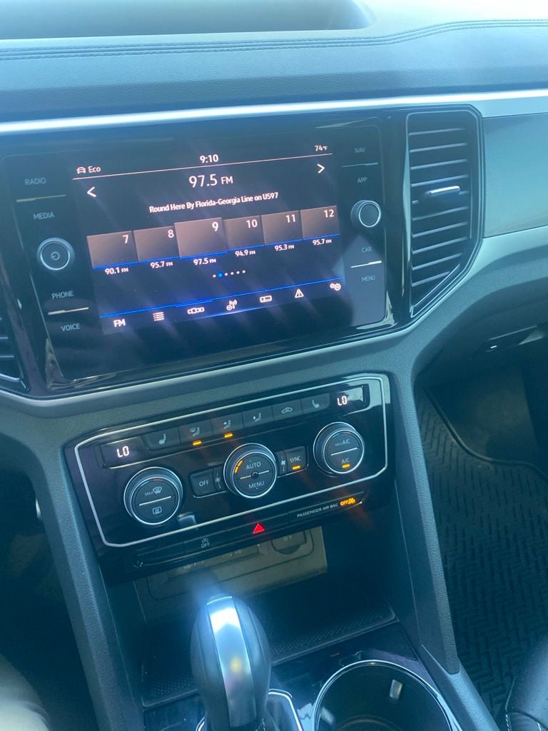 2023 Volkswagen Atlas Cross Sport 3.6L V6 SEL R-Line