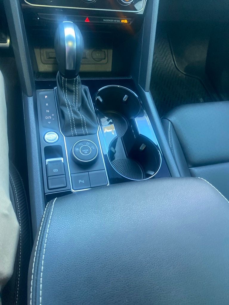 2023 Volkswagen Atlas Cross Sport 3.6L V6 SEL R-Line