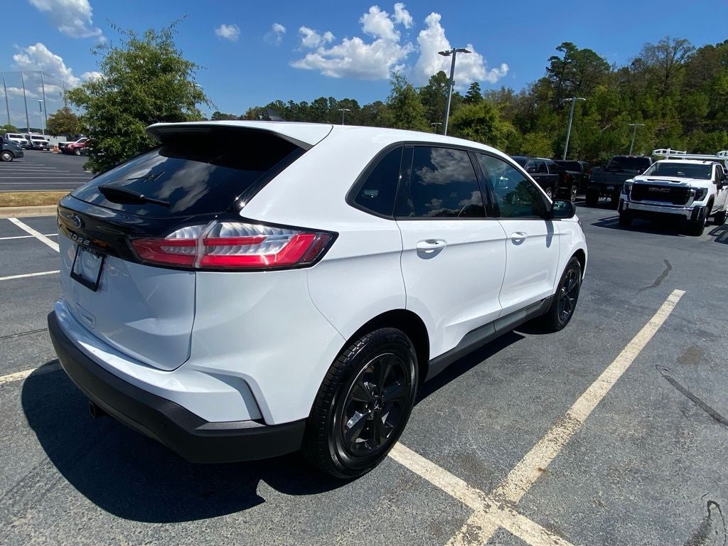 2021 Ford Edge SE