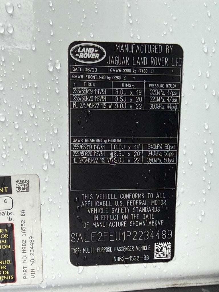 2023 Land Rover Defender 130 X-Dynamic SE