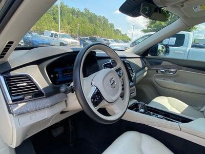 2023 Volvo XC90 B6 Plus 6-Seater