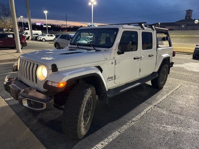2022 Jeep Gladiator Overland