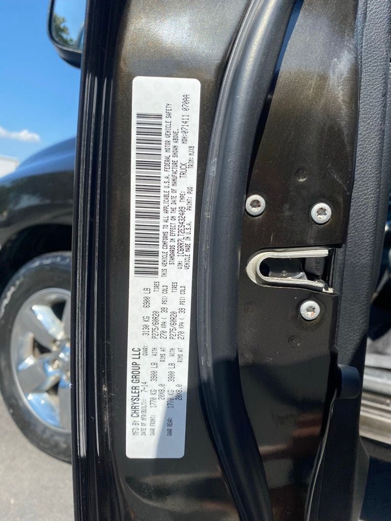 2014 RAM 1500 Big Horn - 4WD - LOW MILES - CLEAN CARFAX
