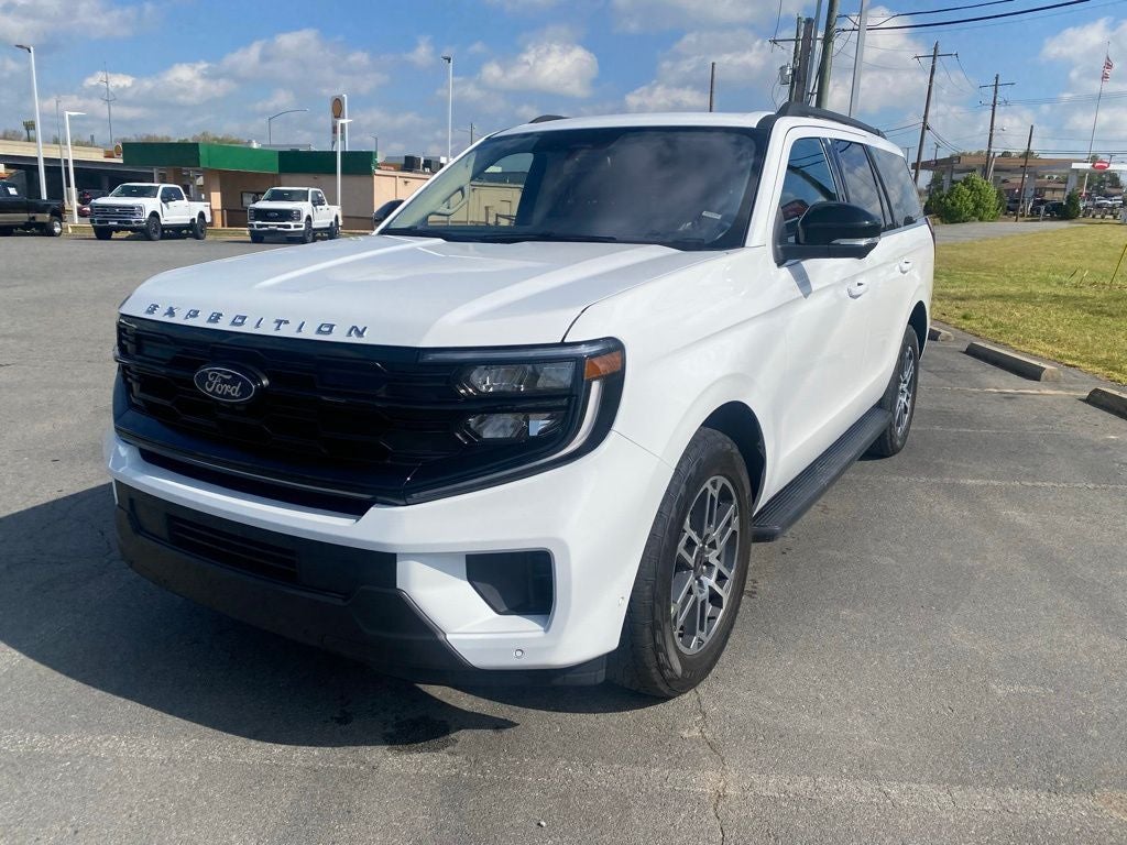 2025 Ford Expedition Active
