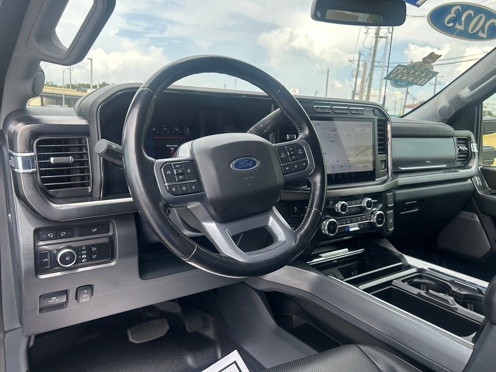2023 Ford F-350SD Lariat