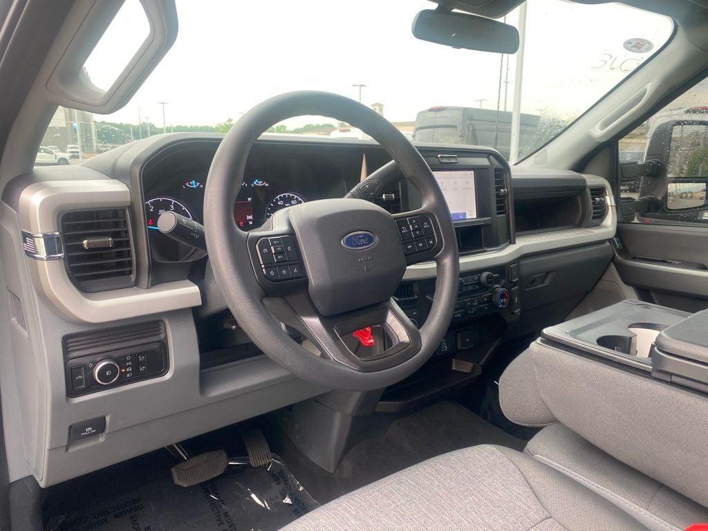 2025 Ford F-350SD XL