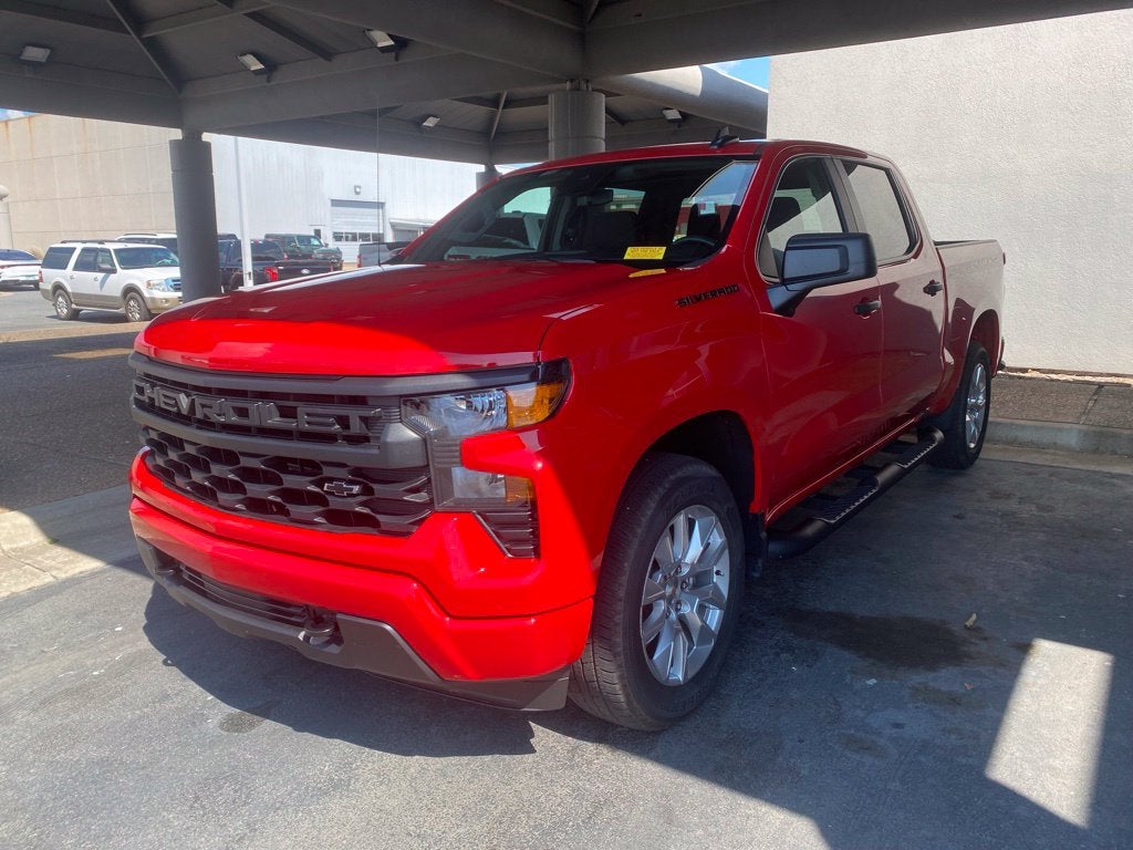 2023 Chevrolet Silverado 1500 Custom - 2WD - CLEAN CARFAX